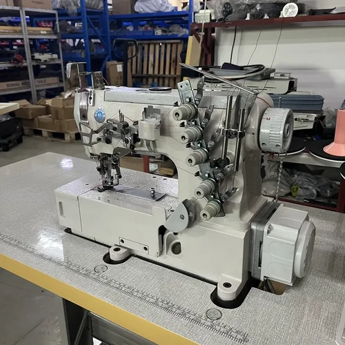 JN-1500 Flat Bed Four Needles Six Thread Sewing Machine