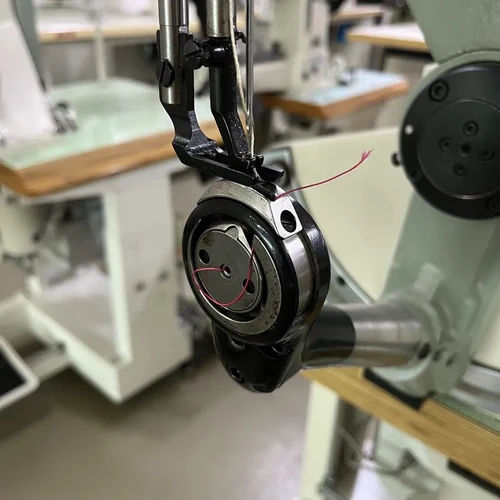 JN-168 Single Needle Swing Arm Side Wall Stitching Machine