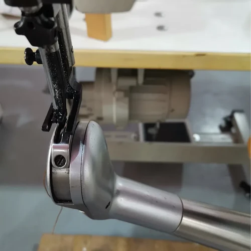 JN-168 Single Needle Swing Arm Side Wall Stitching Machine