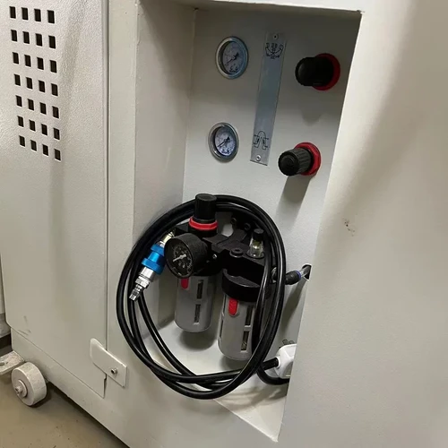 JN-319 Two Cold and Two Hot Counter Moulding Machine