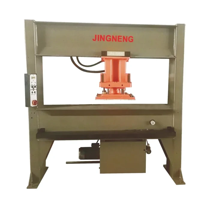 Moving Head Shoe Leather Cutting Machine JN-588